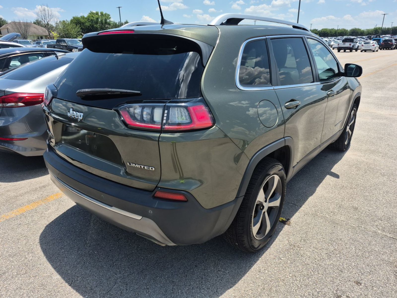 2019 Jeep Cherokee  Limited AWD