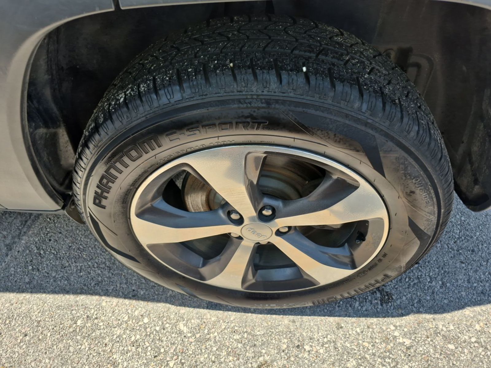 2019 Jeep Cherokee  Limited AWD