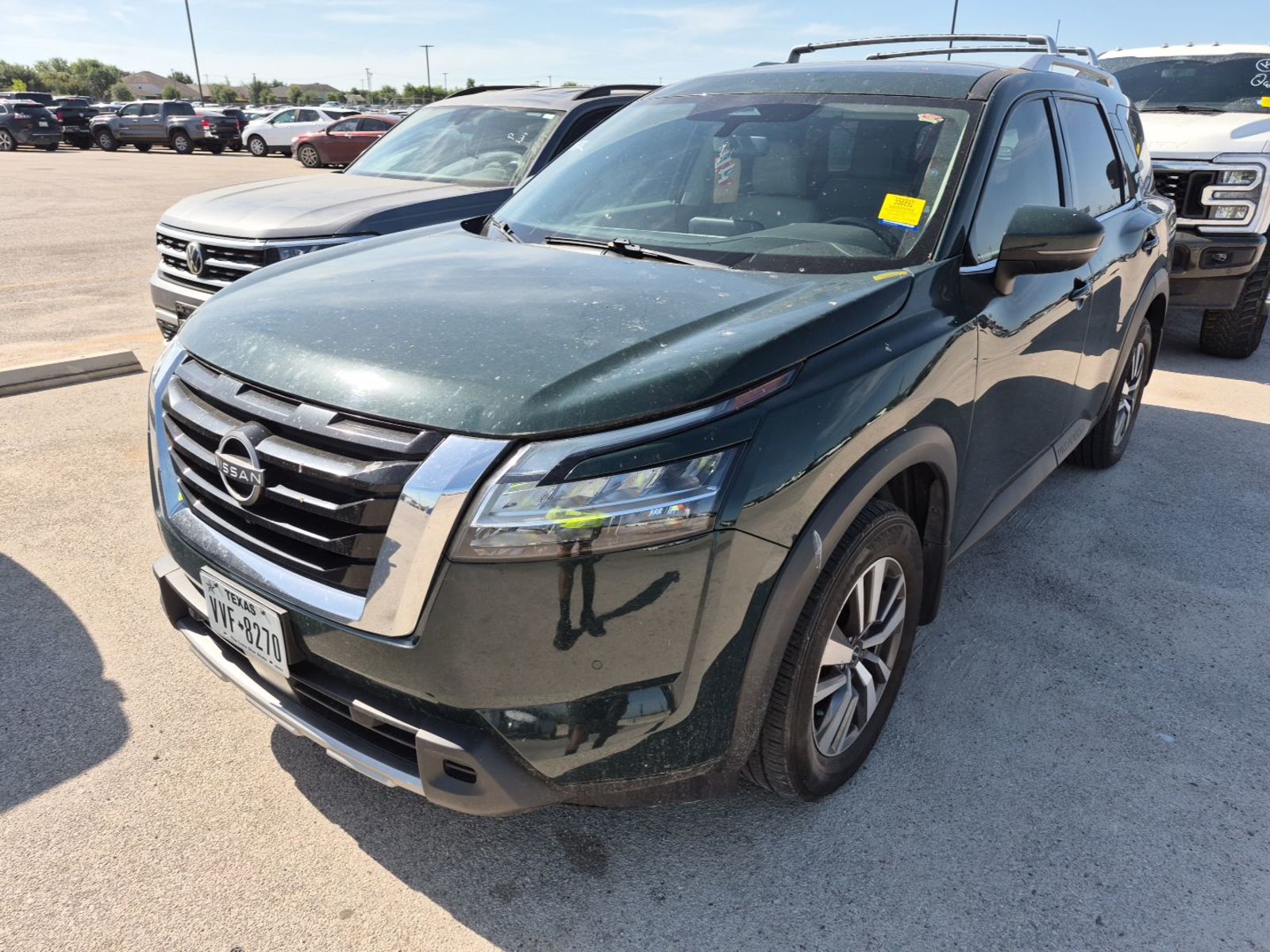 2024 Nissan Pathfinder SL FWD