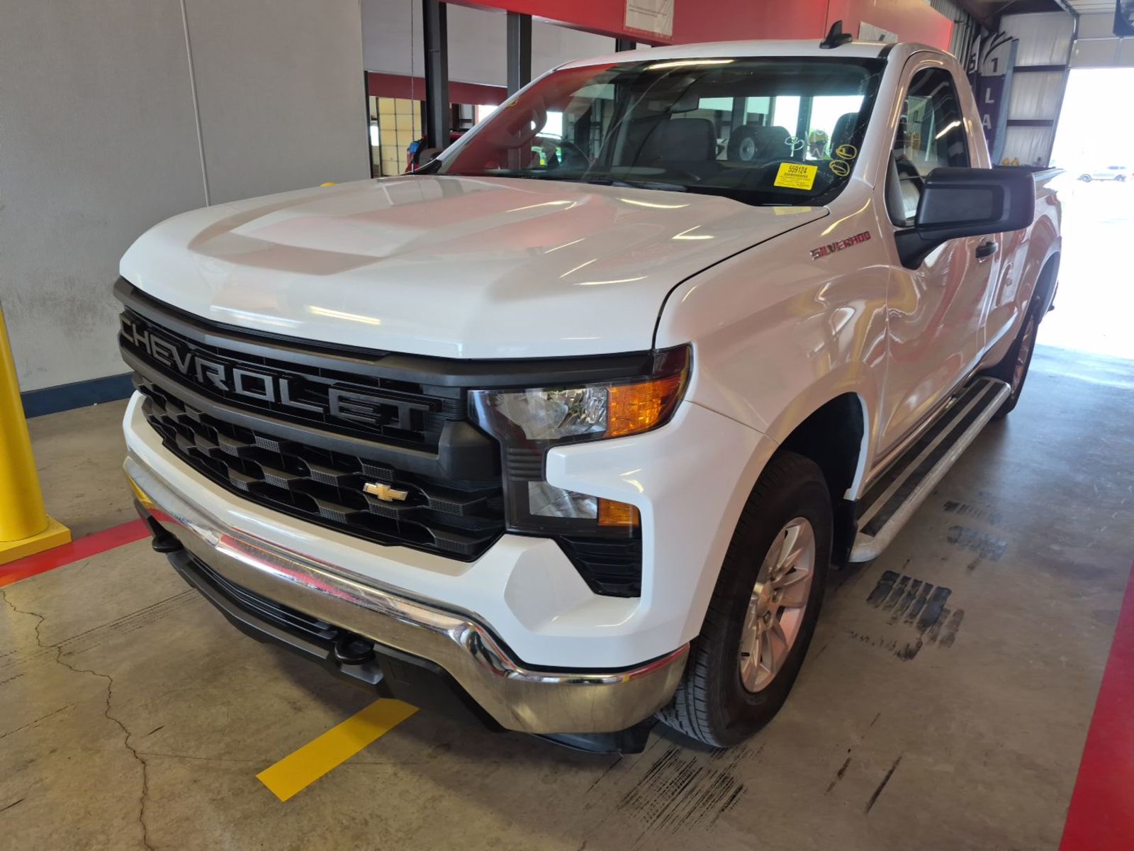 2025 Chevrolet Silverado 1500   RWD