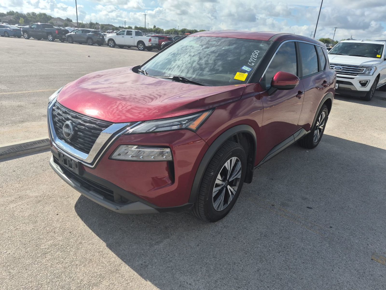 2023 Nissan Rogue SV FWD