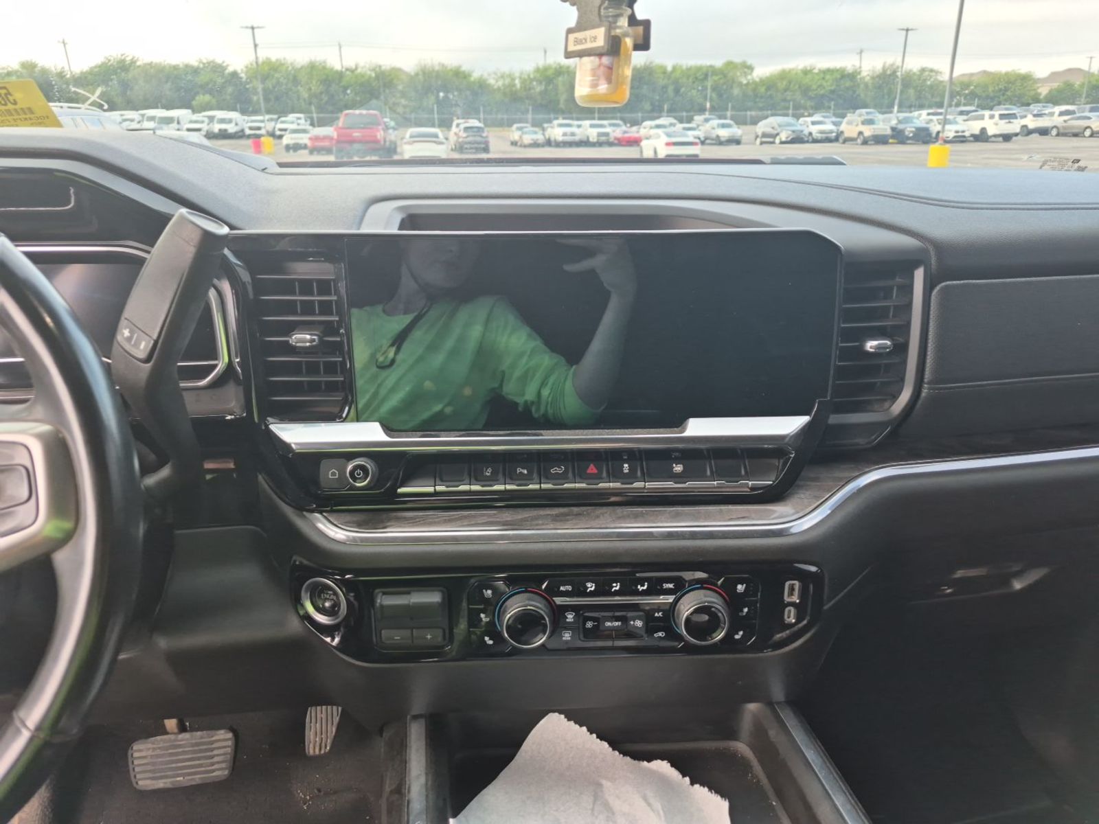 2025 Chevrolet Silverado 2500   AWD