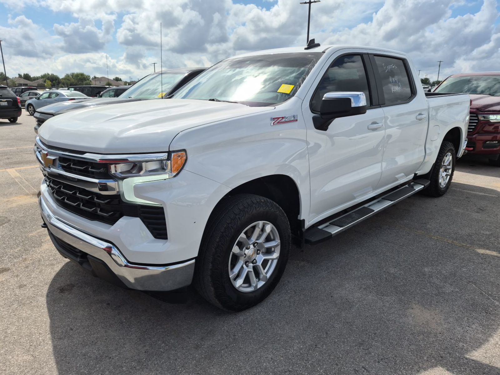 2025 Chevrolet Silverado 1500  LT AWD