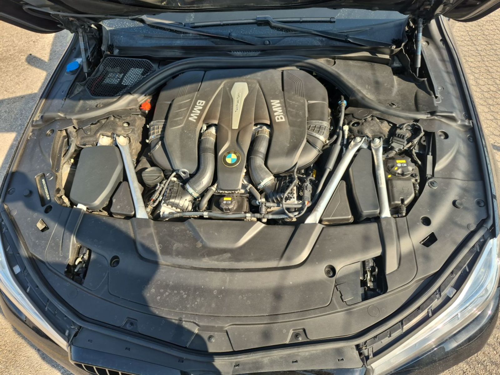 2019 BMW 7-Series  750i RWD
