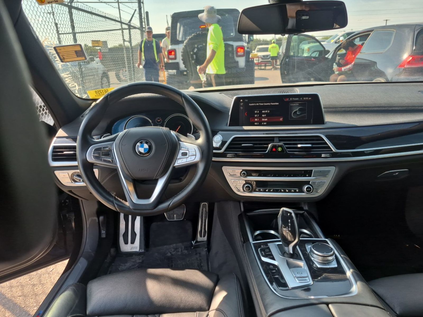 2019 BMW 7-Series  750i RWD