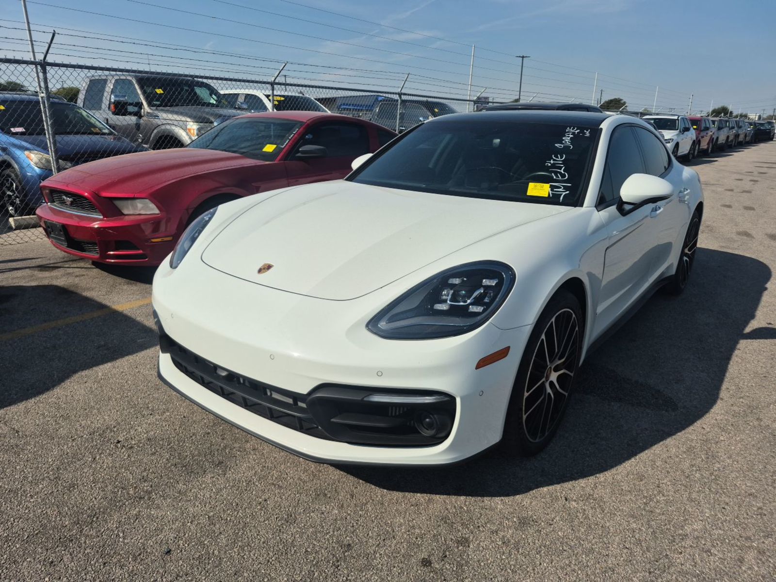 2023 Porsche panamera  Base RWD