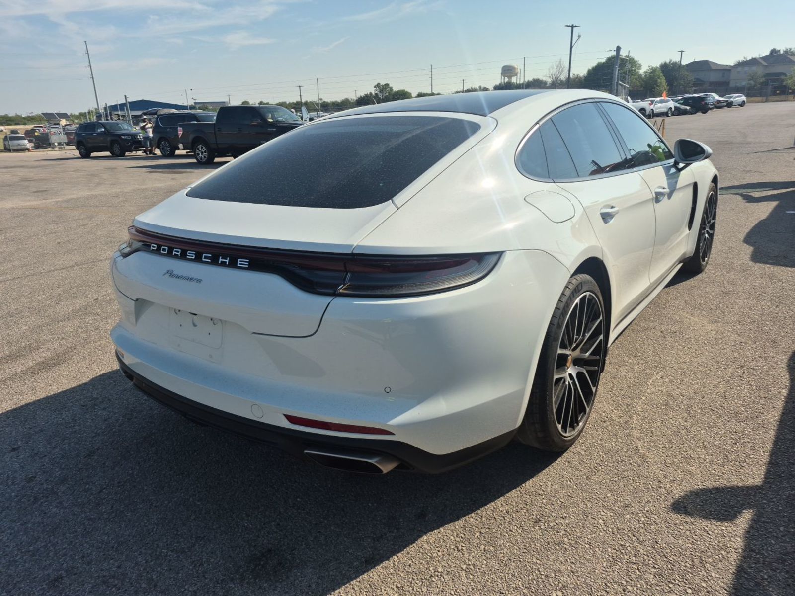 2023 Porsche panamera  Base RWD