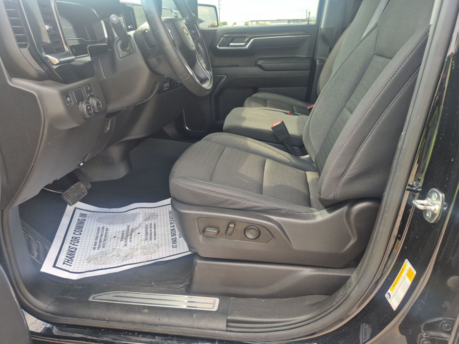 2025 Chevrolet Silverado 1500  LT RWD