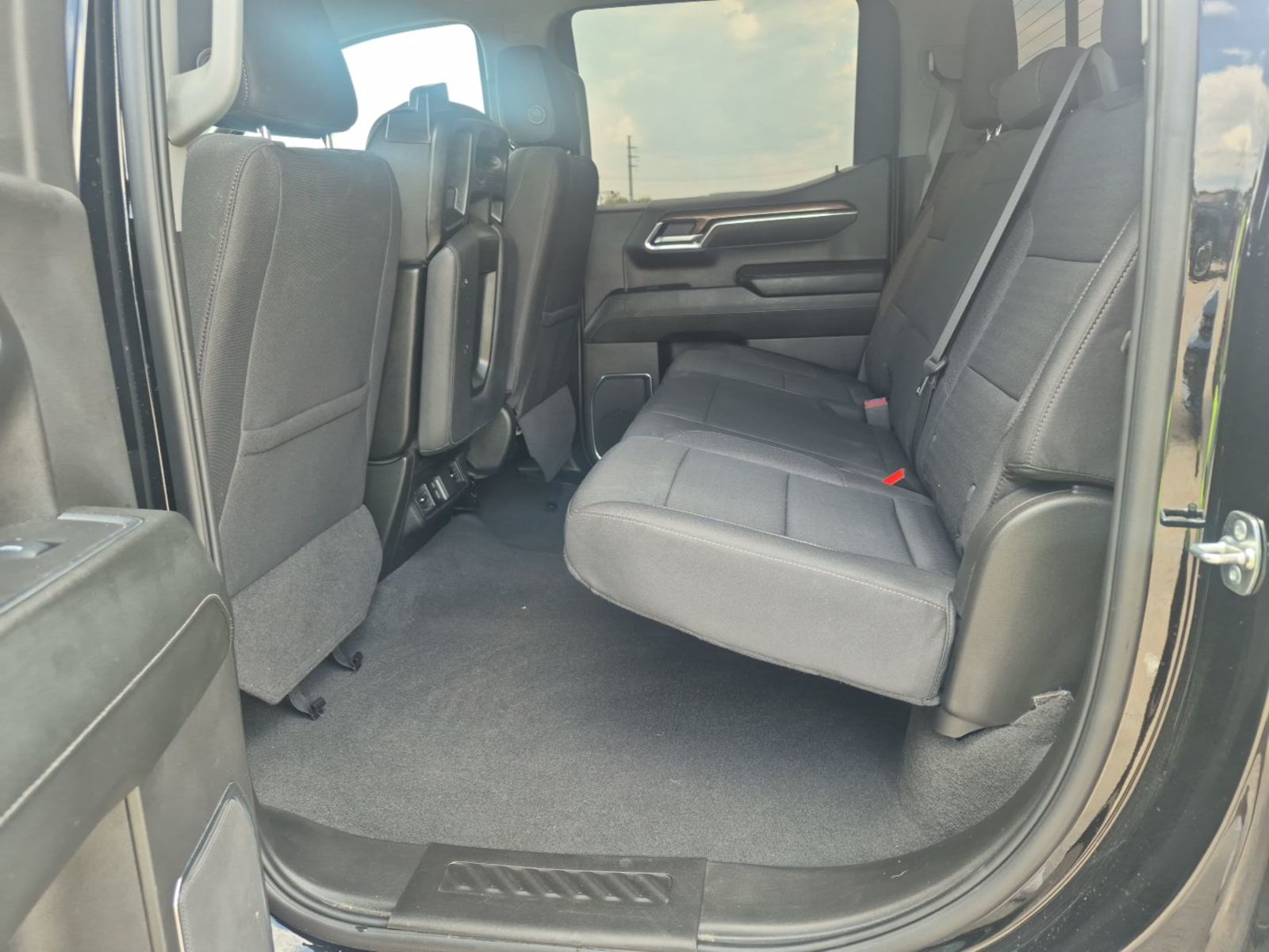 2025 Chevrolet Silverado 1500  LT RWD