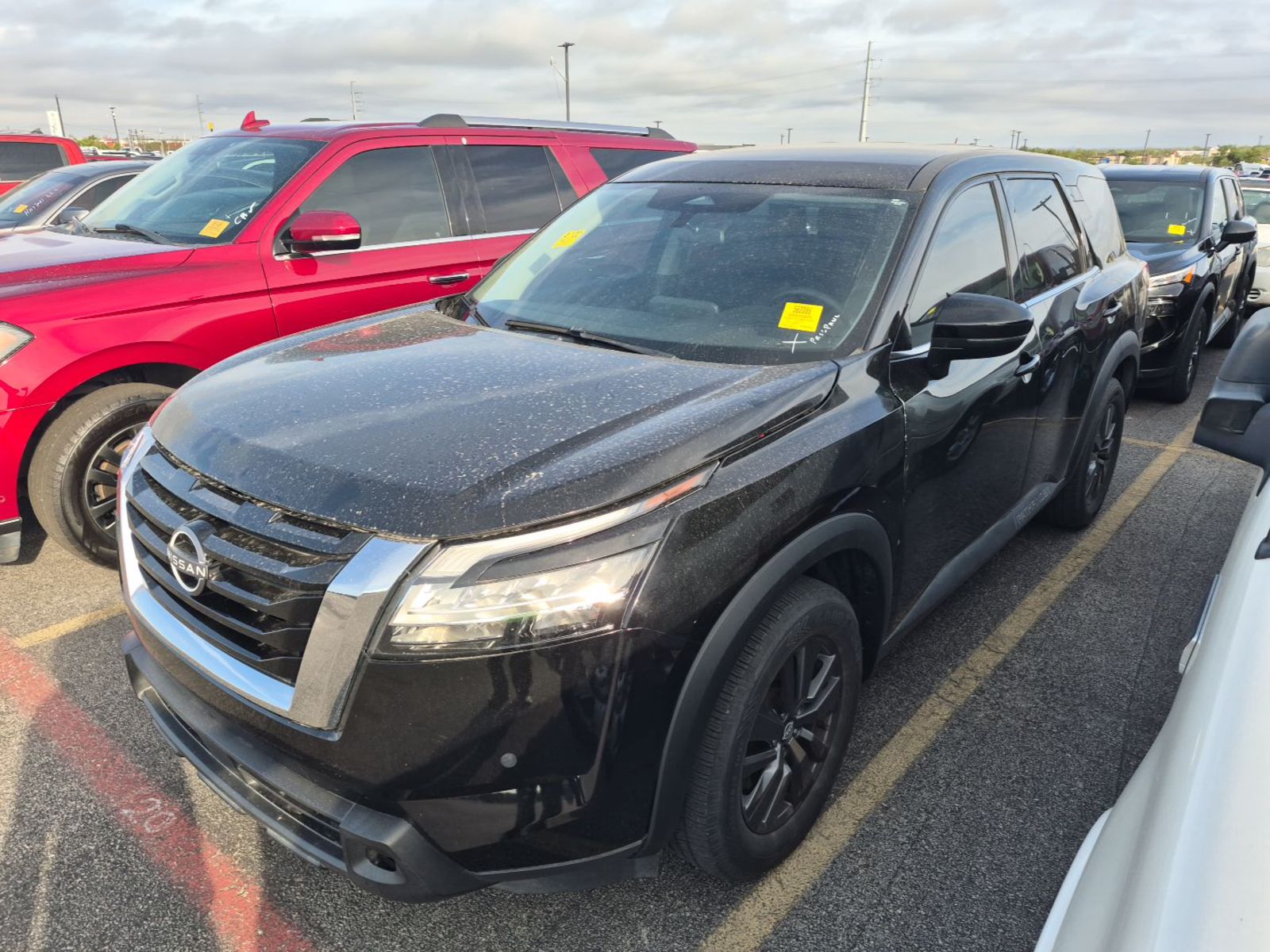 2022 Nissan Pathfinder S FWD