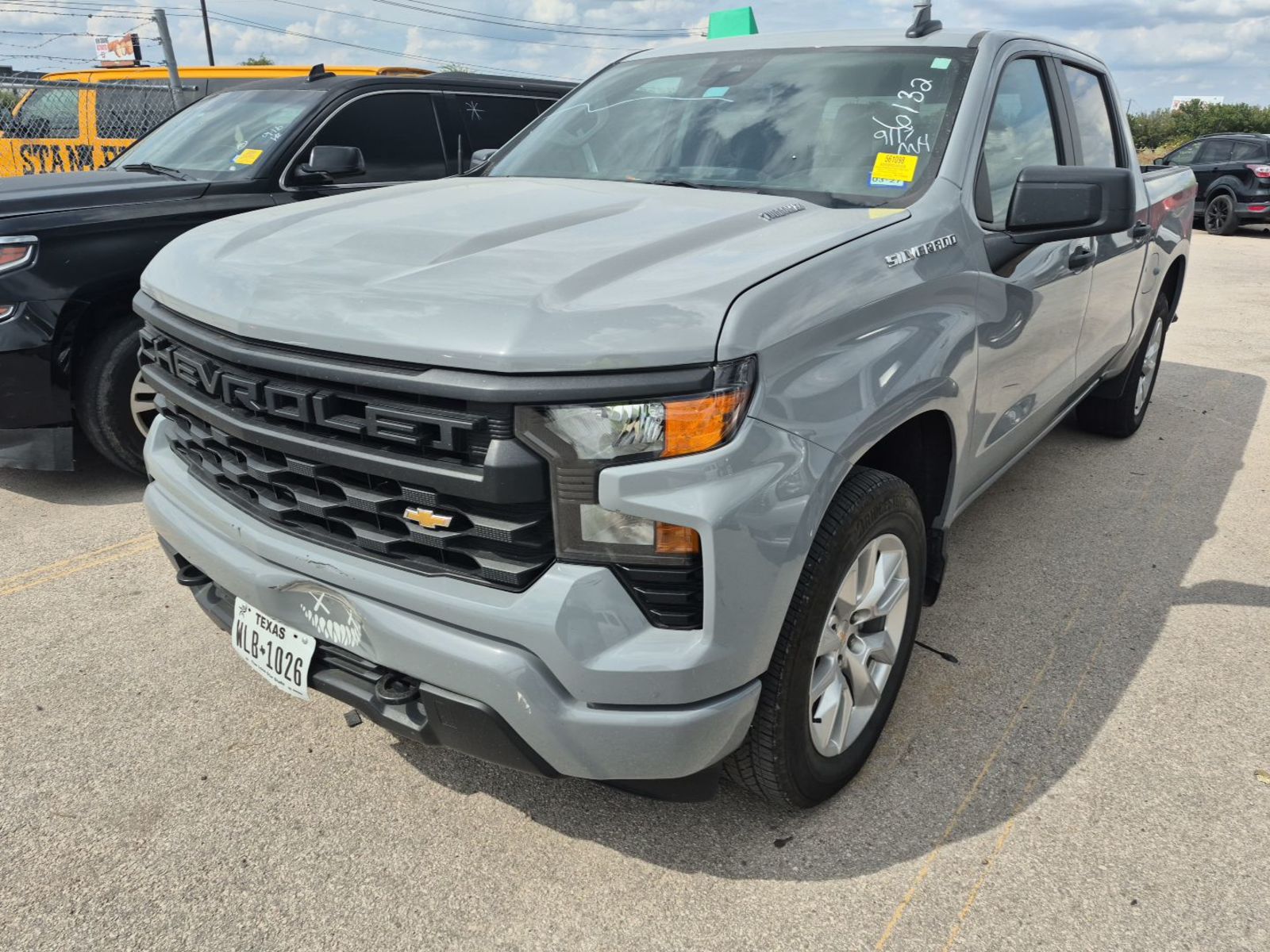 2025 Chevrolet Silverado 1500  Custom RWD