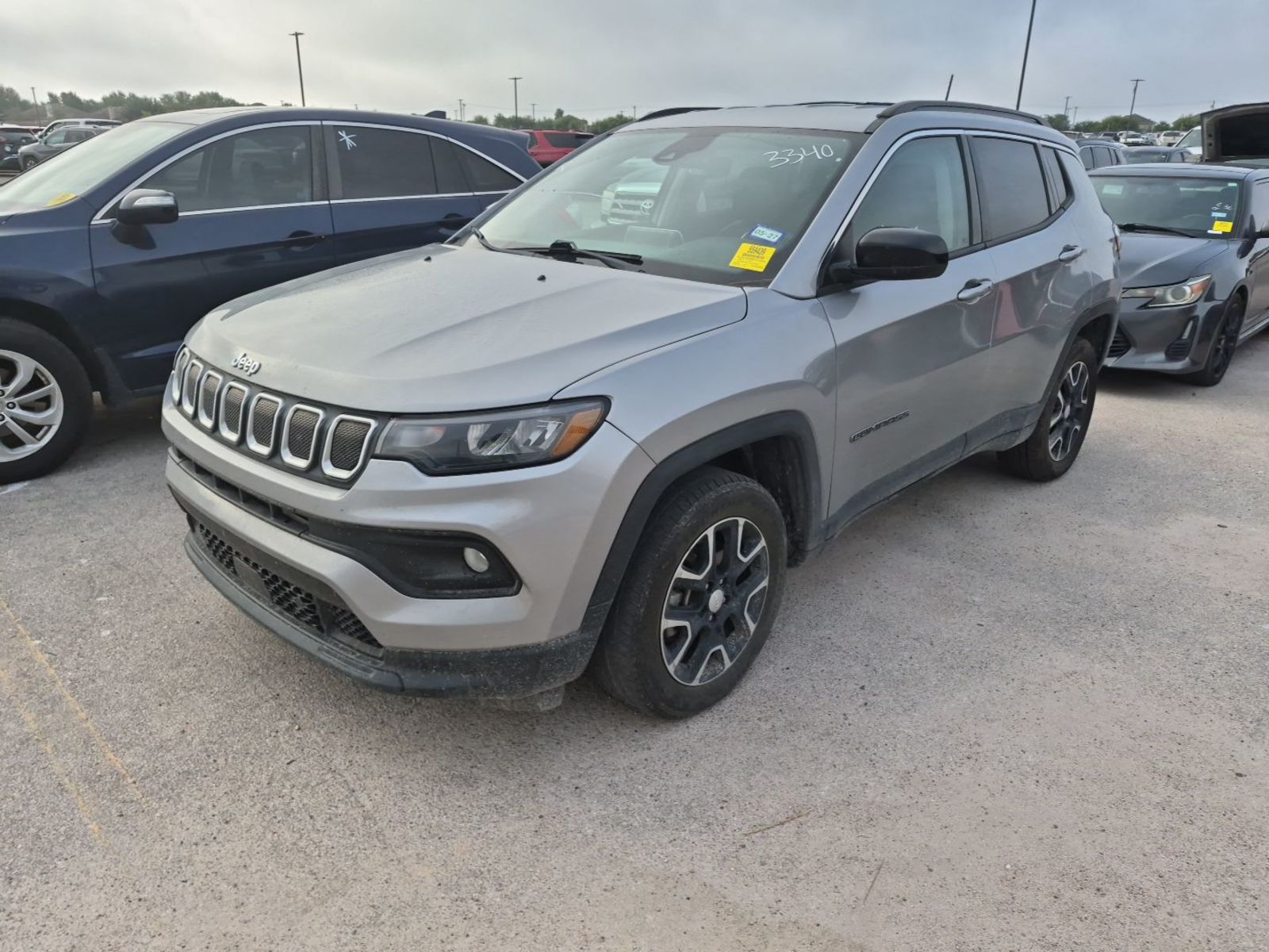2022 Jeep Compass  Latitude AWD