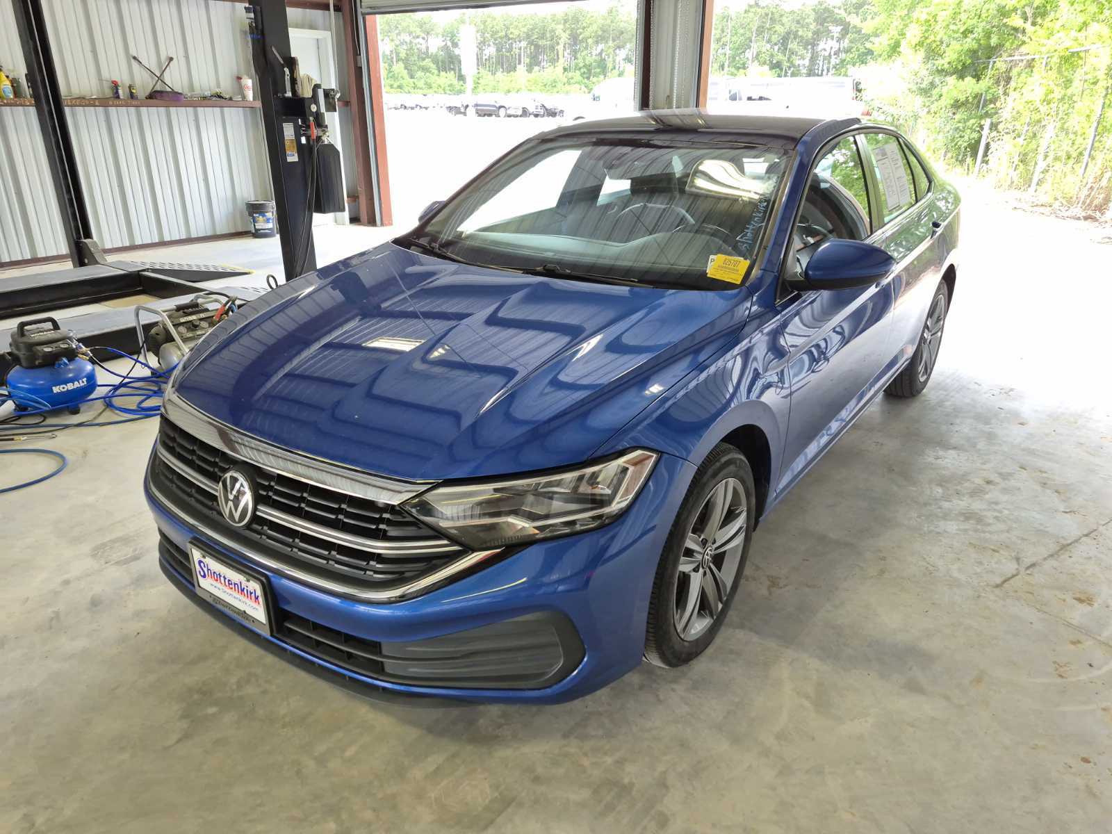 2024 Volkswagen Jetta  SE FWD