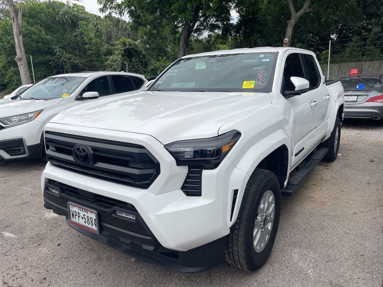 2025 Toyota Tacoma  SR5 AWD
