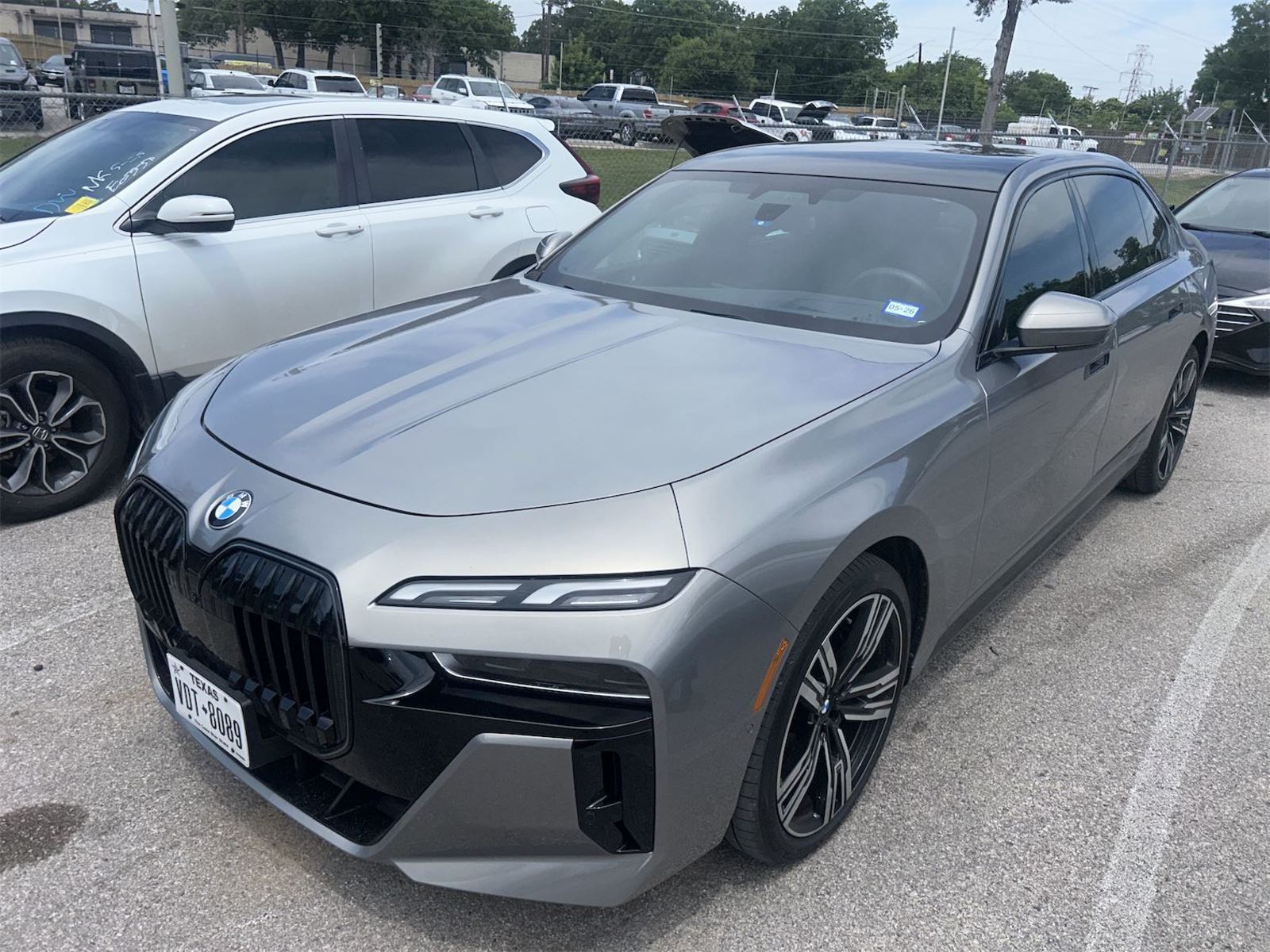 2024 BMW 7-Series  740i RWD