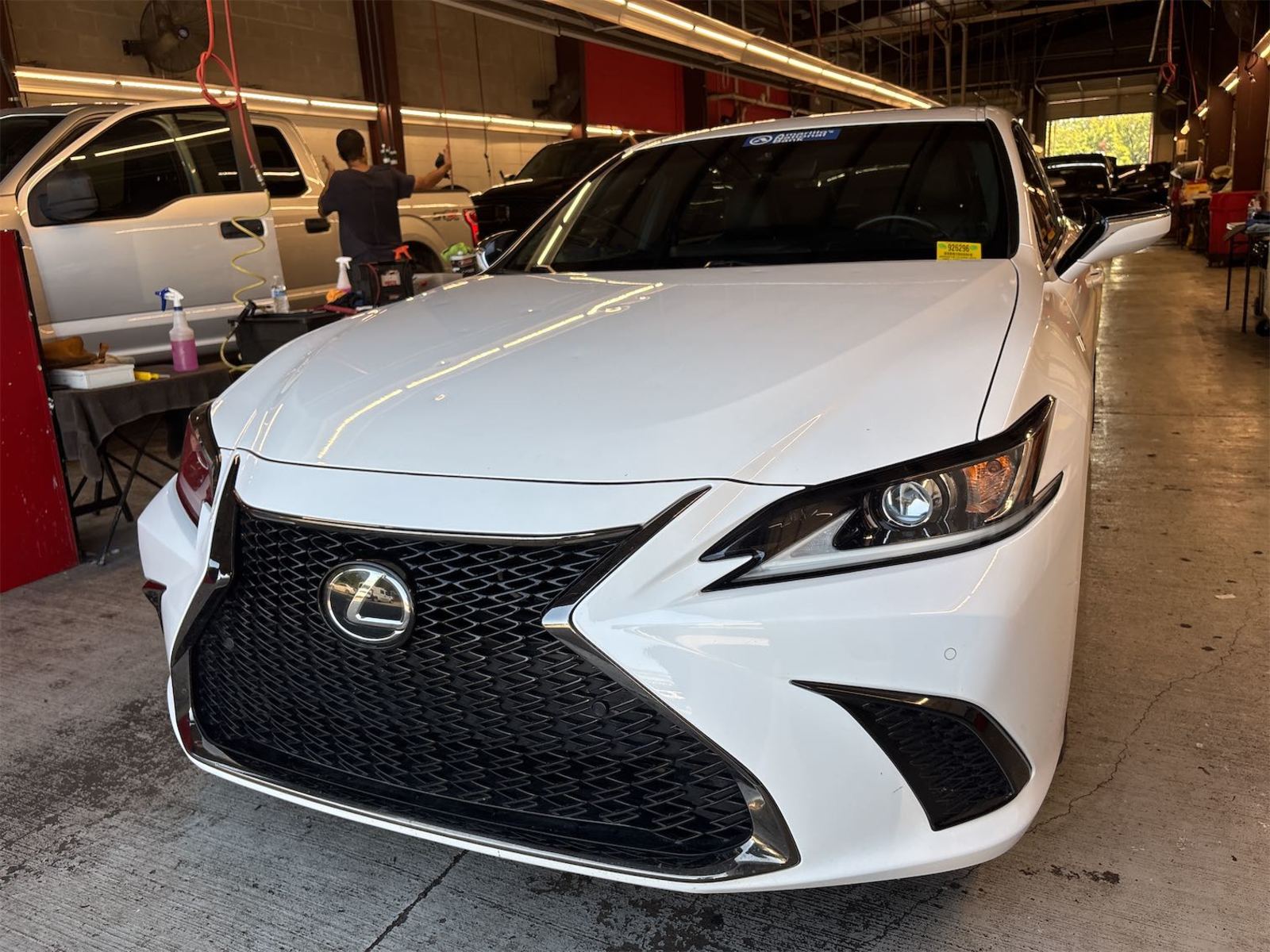 2020 Lexus ES  F Sport FWD