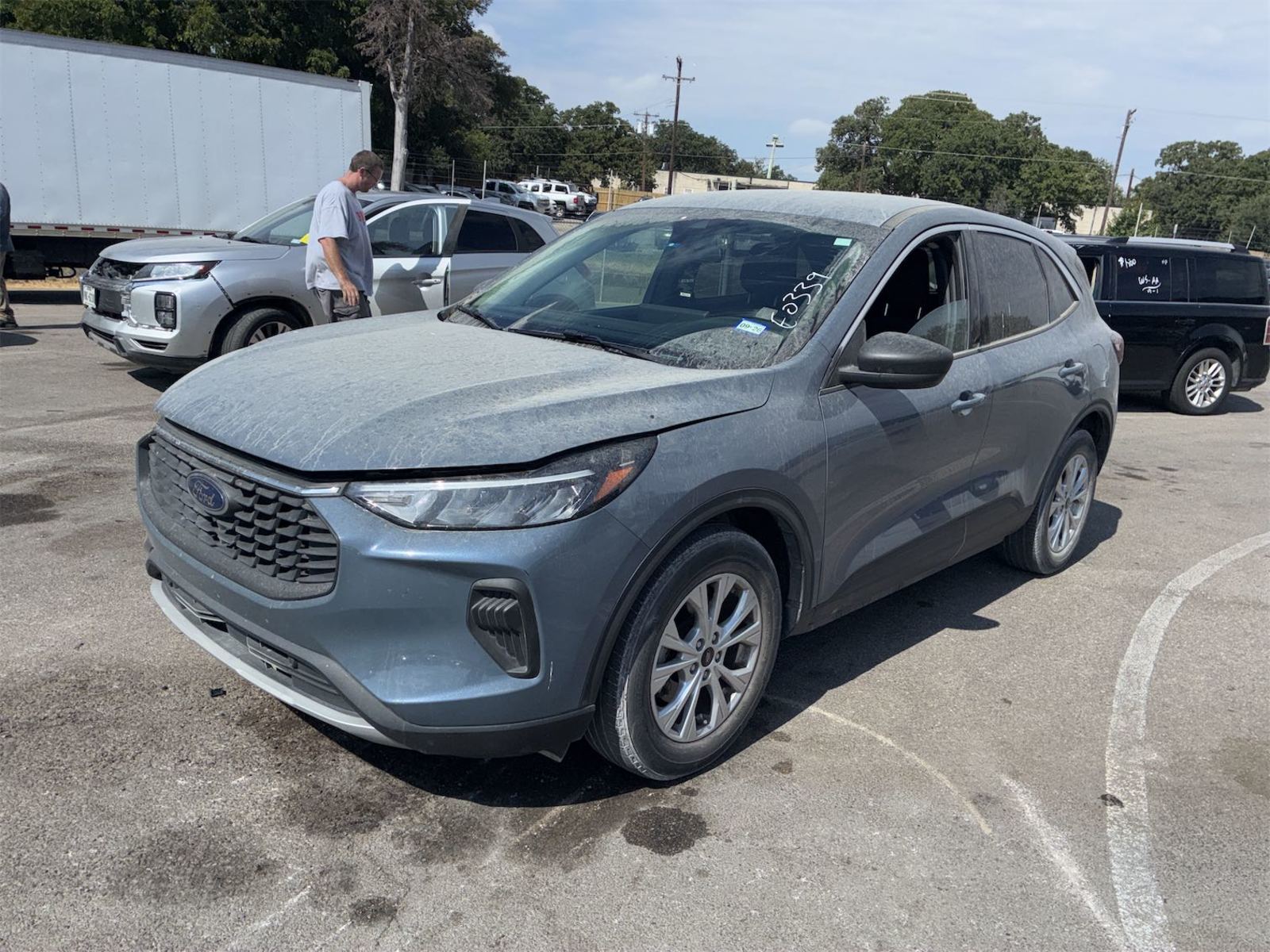 2024 Ford Escape   FWD