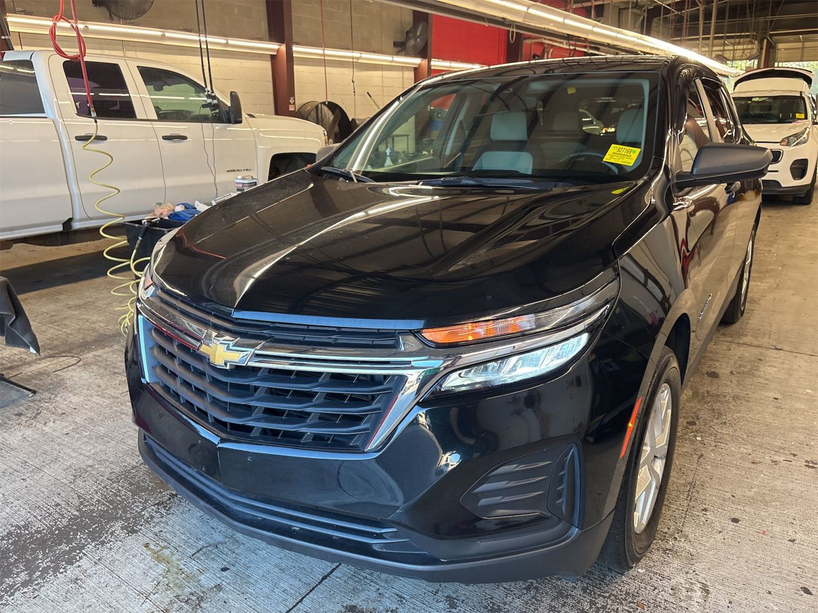 2022 Chevrolet Equinox  LS AWD