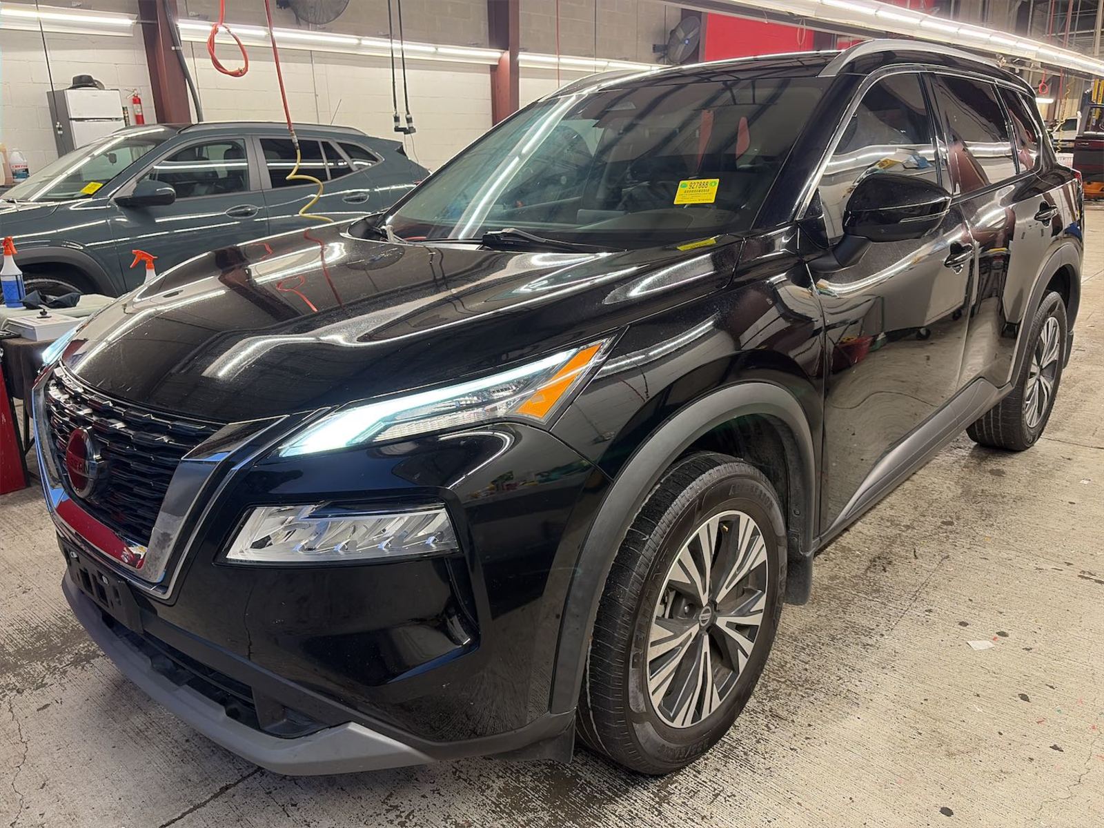 2021 Nissan Rogue SV FWD