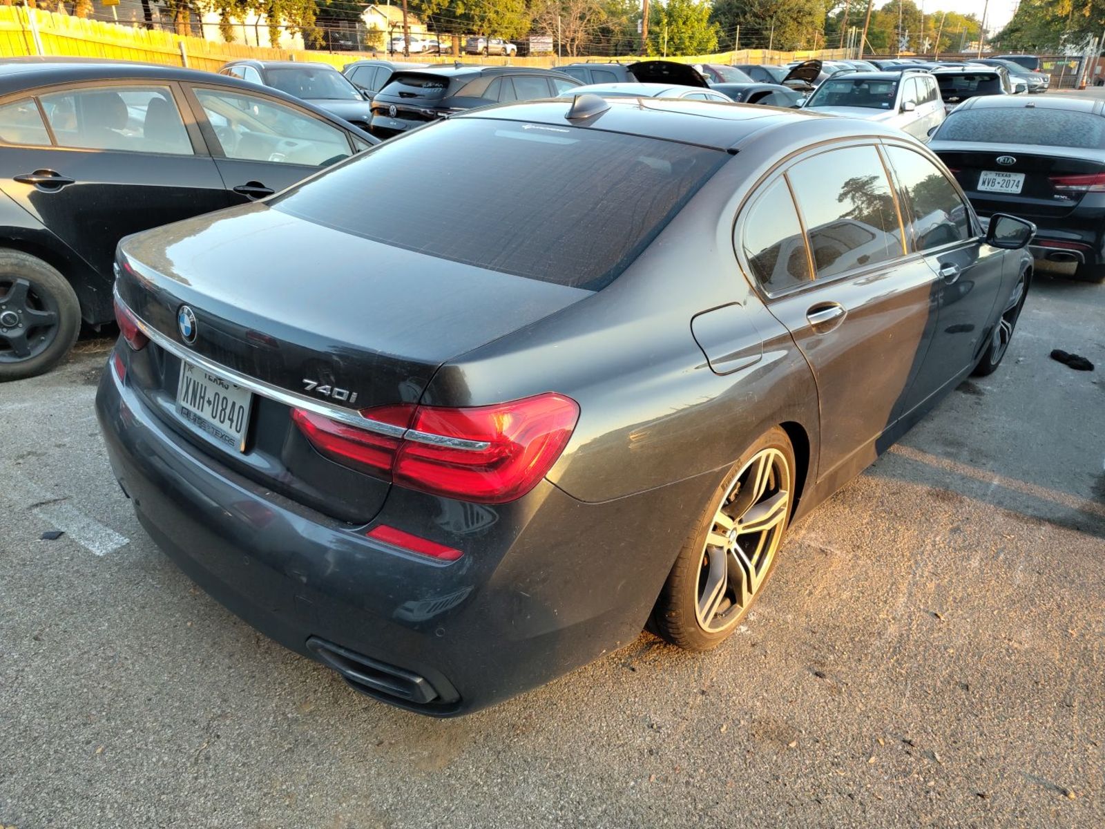 2019 BMW 7-Series  740i RWD