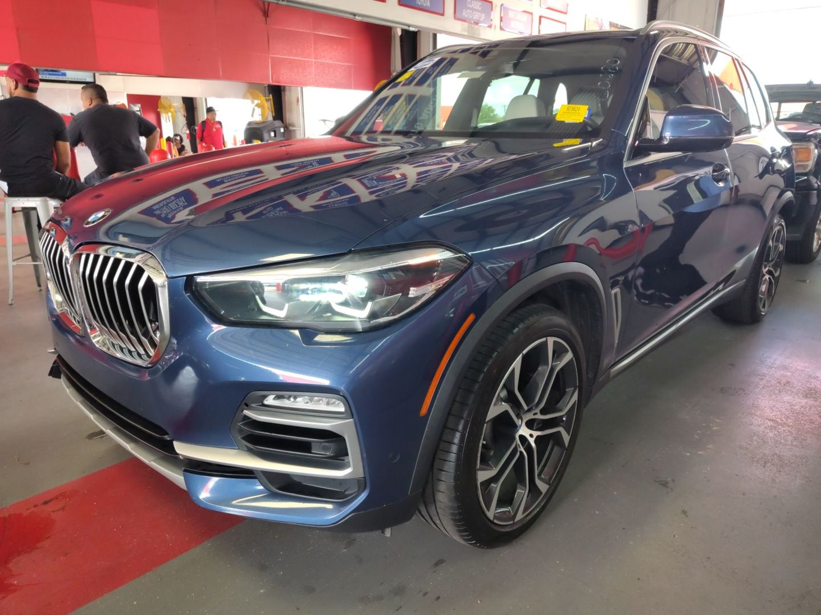 2021 BMW X5  sDrive40i RWD
