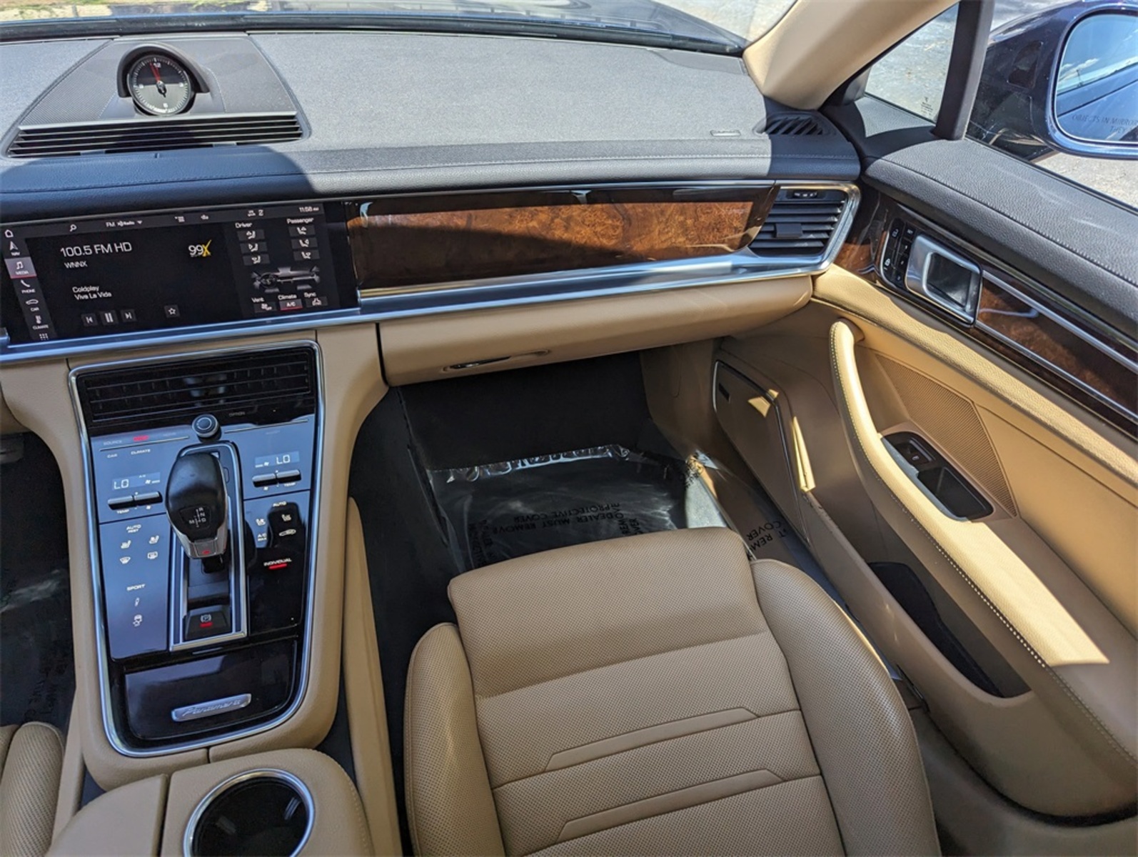 2021 Porsche panamera  Base RWD