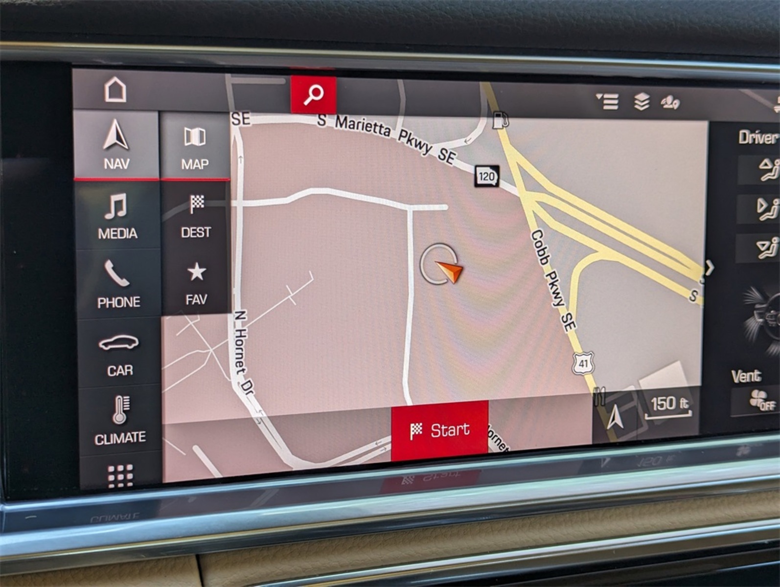 2021 Porsche panamera  Base RWD