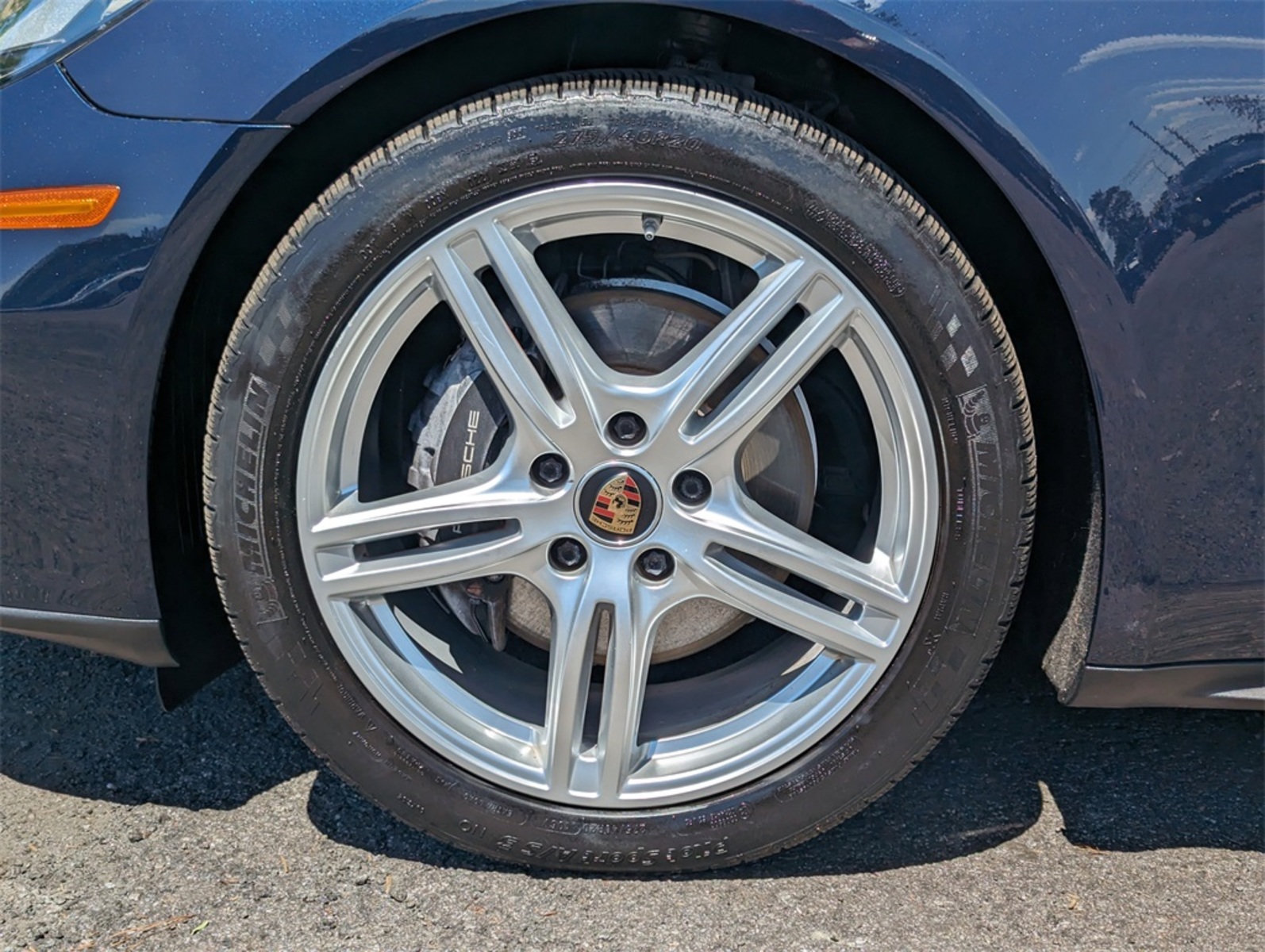 2021 Porsche panamera  Base RWD