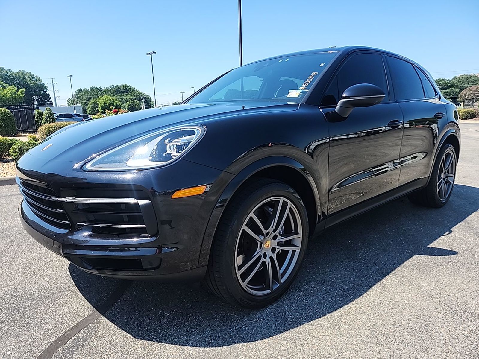 2022 Porsche cayenne  Base AWD