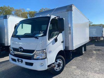 2019 HINO 155