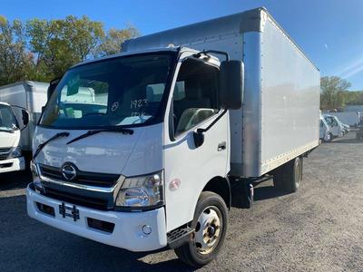 2020 HINO 195