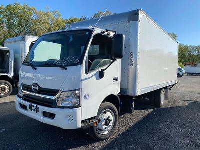 2019 HINO 195