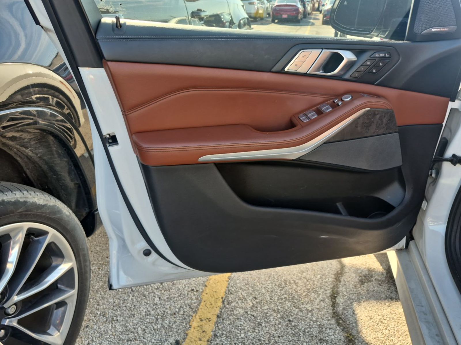 2020 BMW X7  M50i AWD