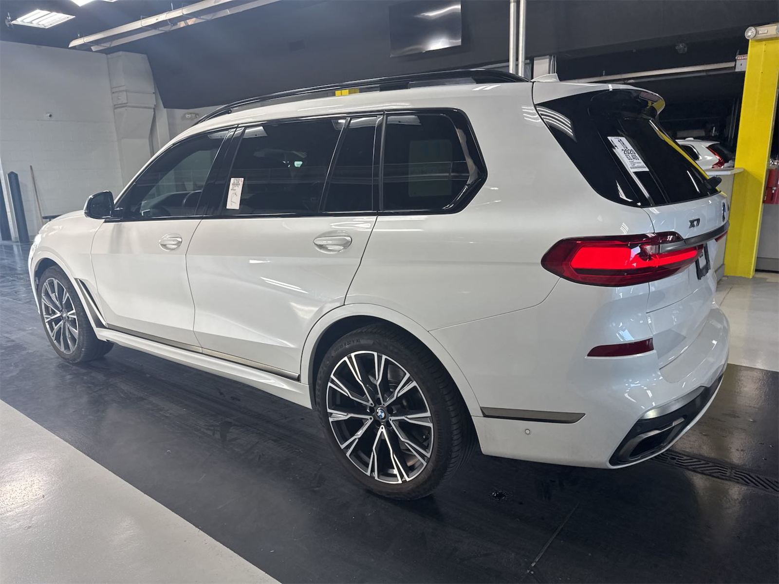2020 BMW X7  M50i AWD