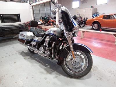 2009 HARLEY-DAVIDSON FLHTCUSE