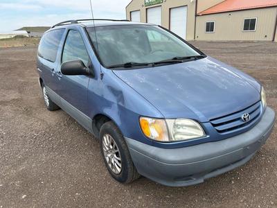 2001 Toyota Sienna