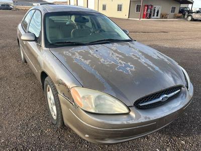 2002 Ford Taurus