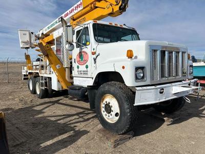 1999 INTERNATIONAL F-2554