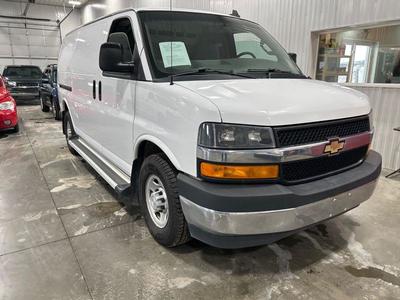 2017 Chevrolet G2500 Vans
