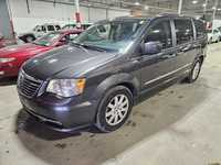 2016 Chrysler Town & Country