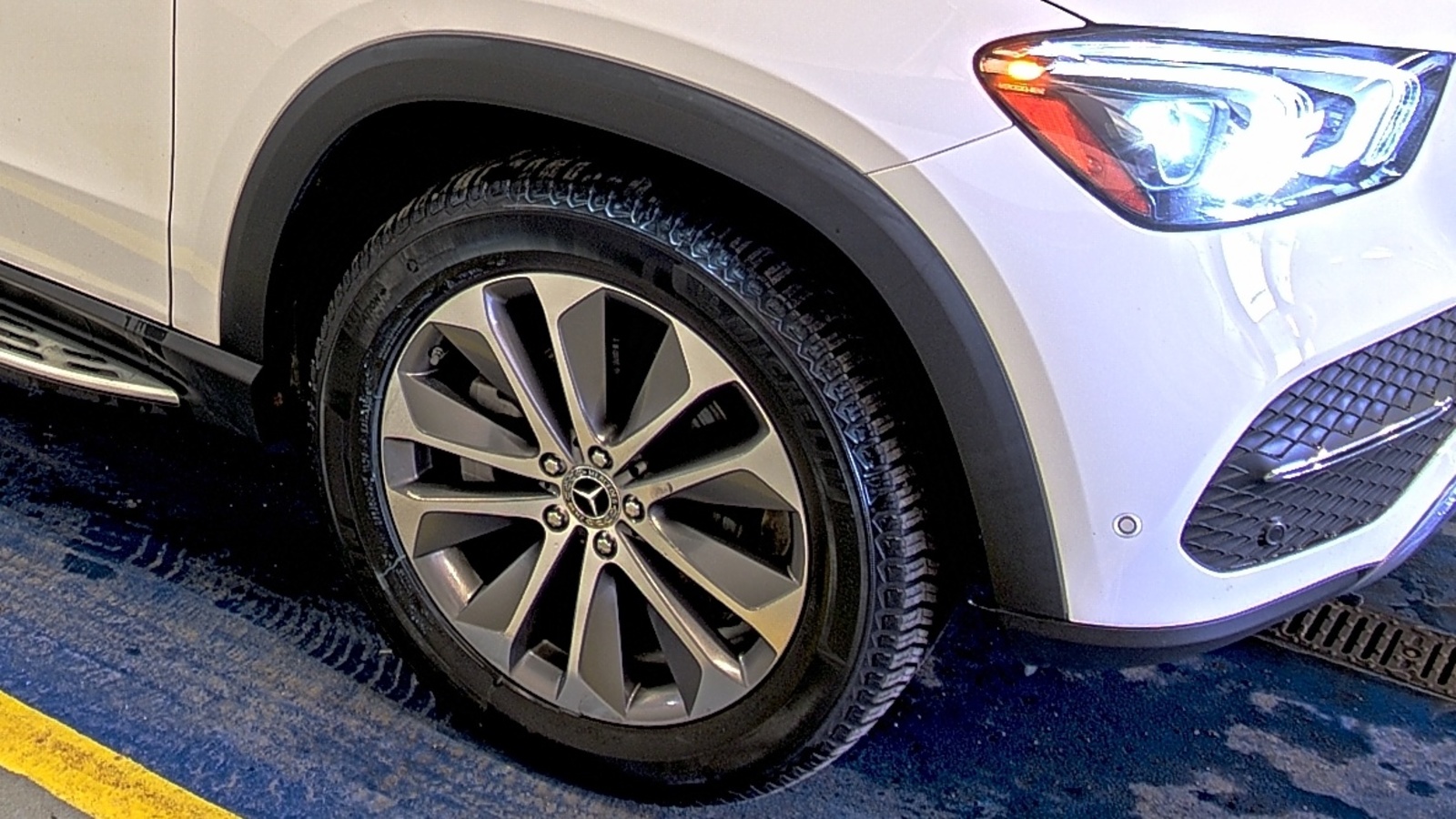 2021 Mercedes-Benz GLE   AWD