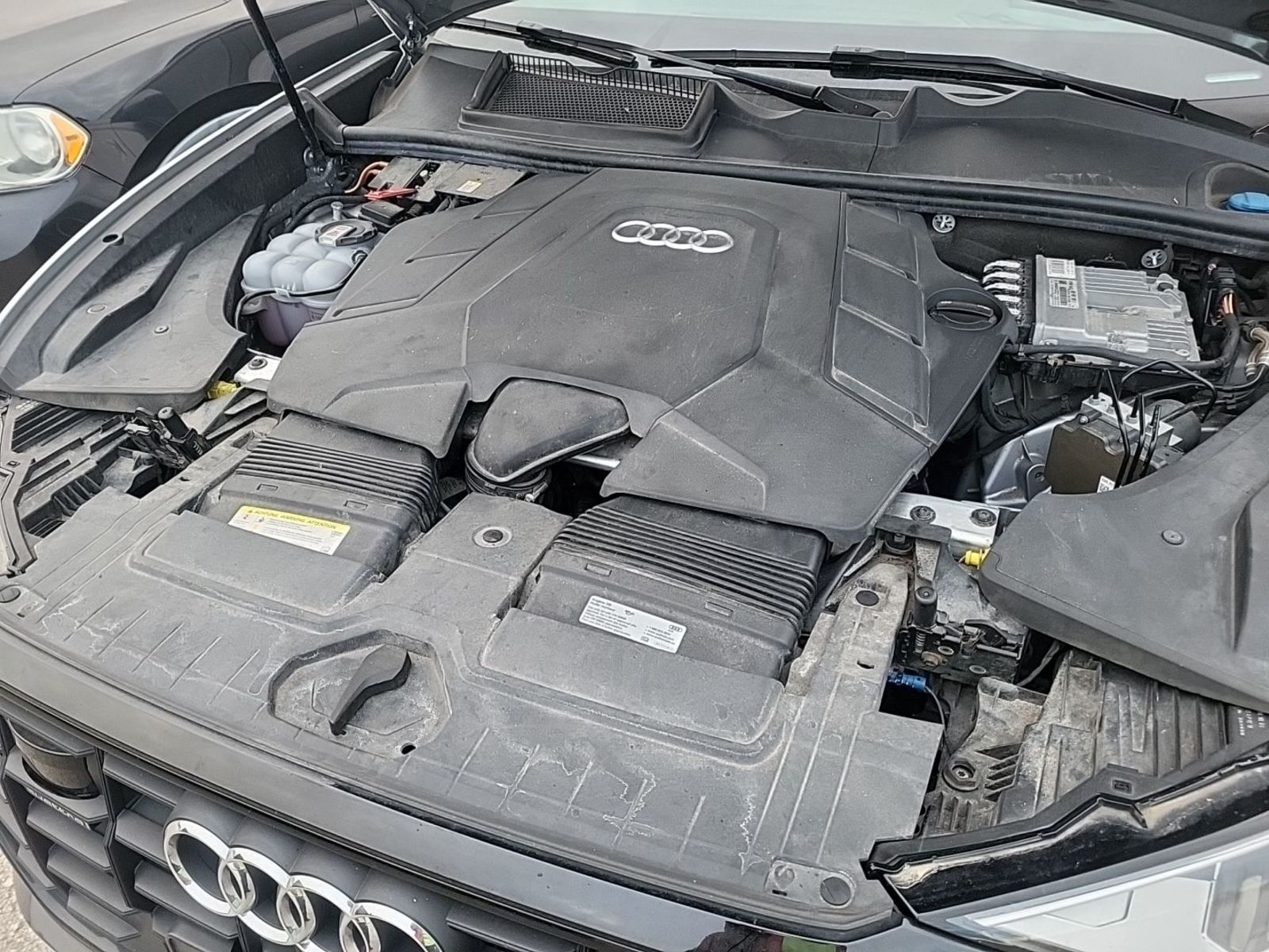 2019 Audi Q8  Prestige AWD