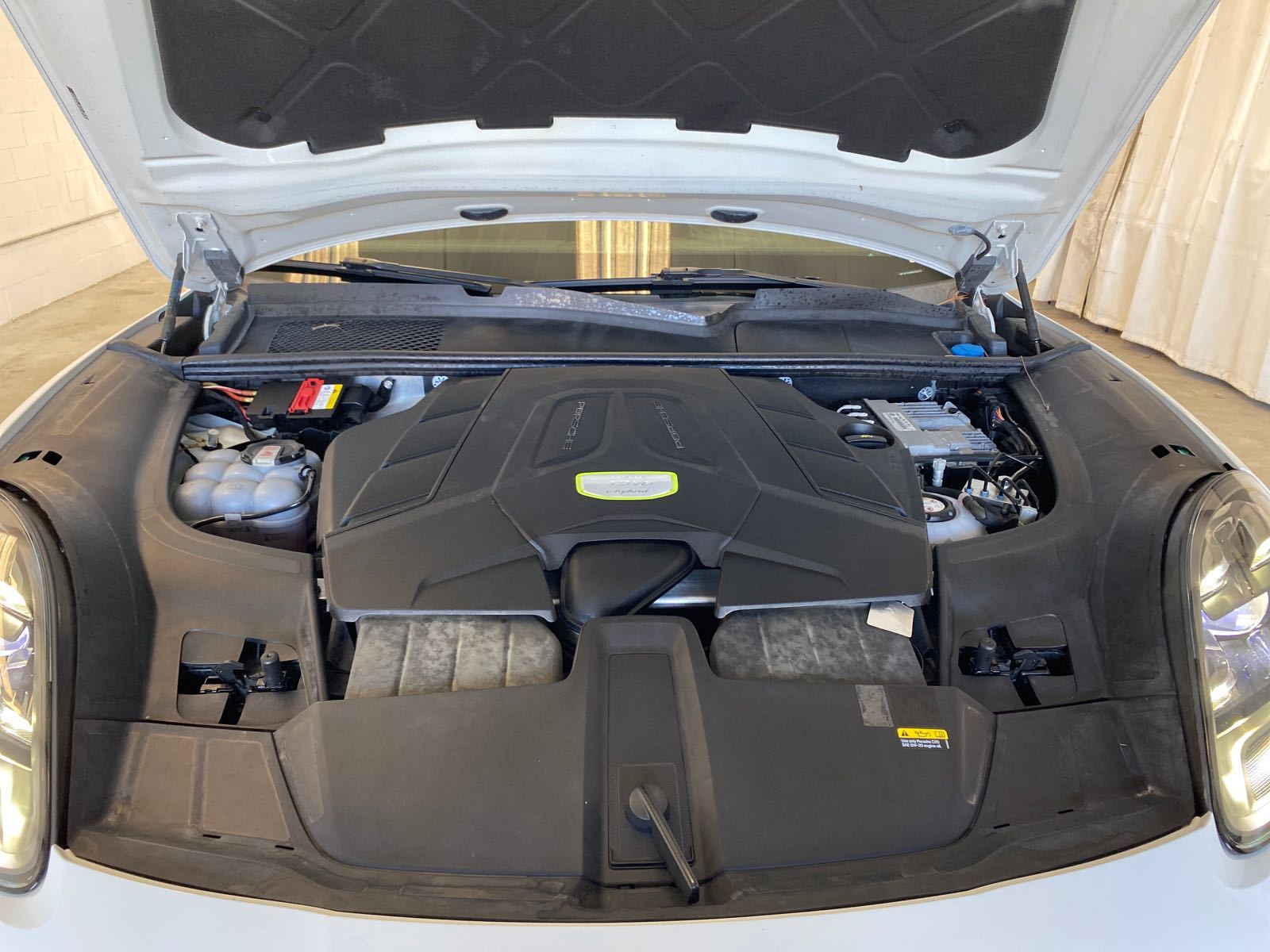 2022 Porsche cayenne  E-Hybrid AWD