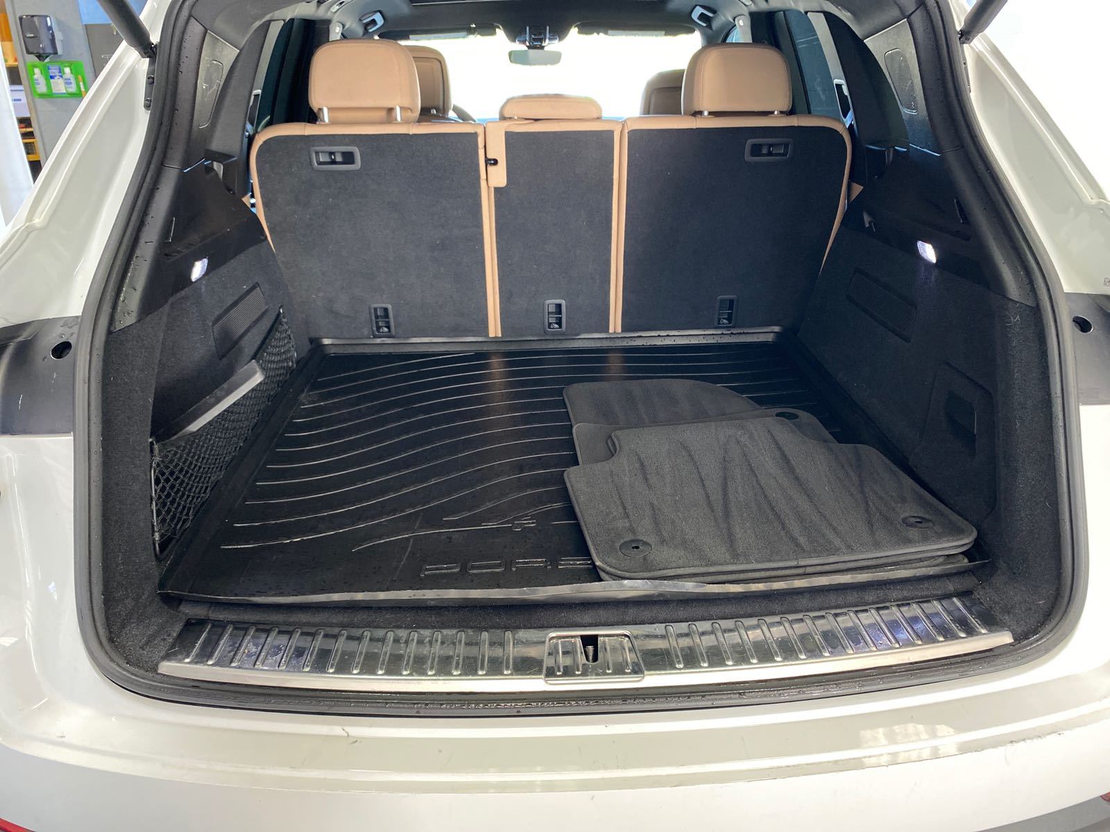 2022 Porsche cayenne  E-Hybrid AWD