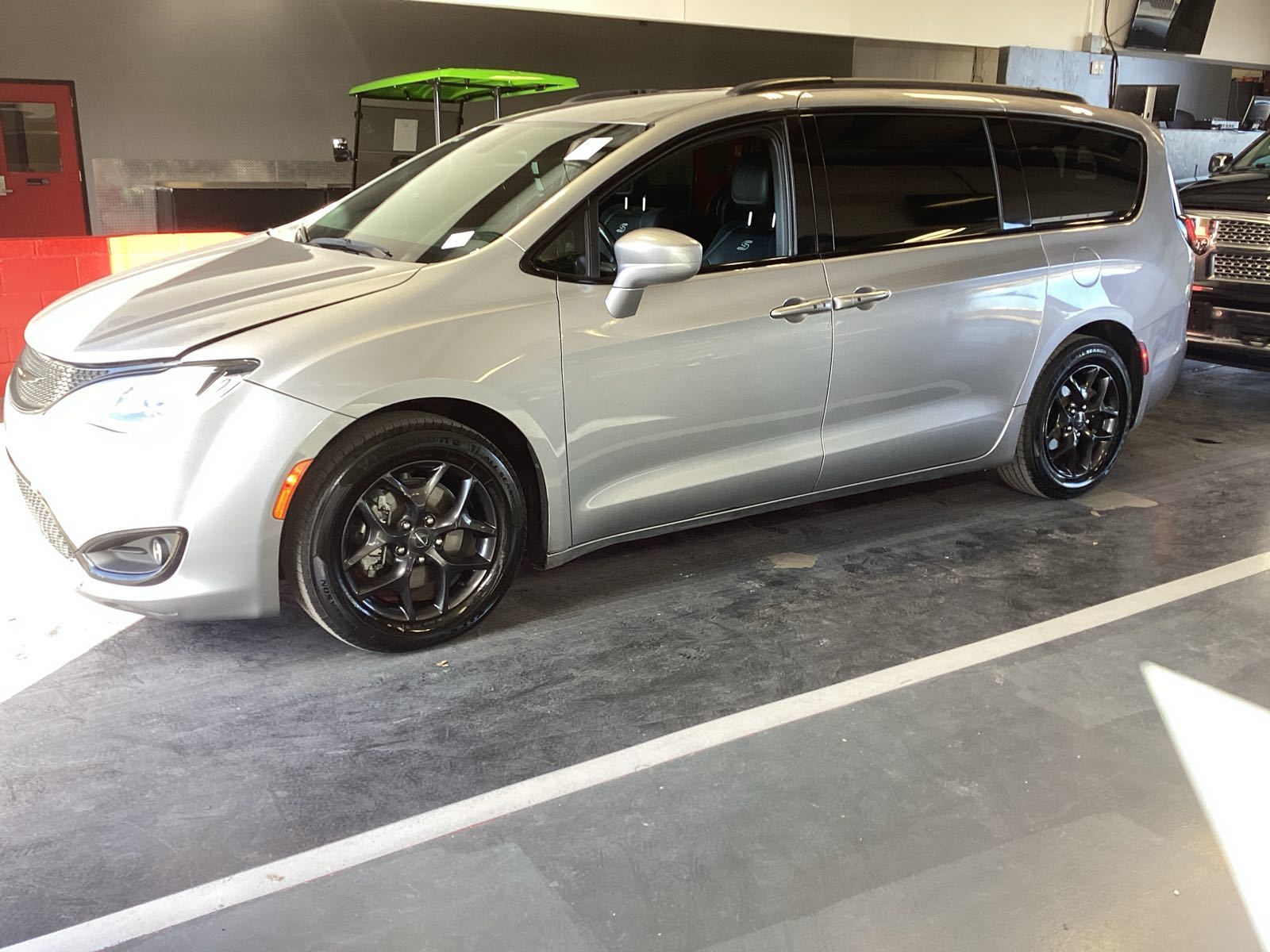 2019 Chrysler Pacifica  Touring L FWD