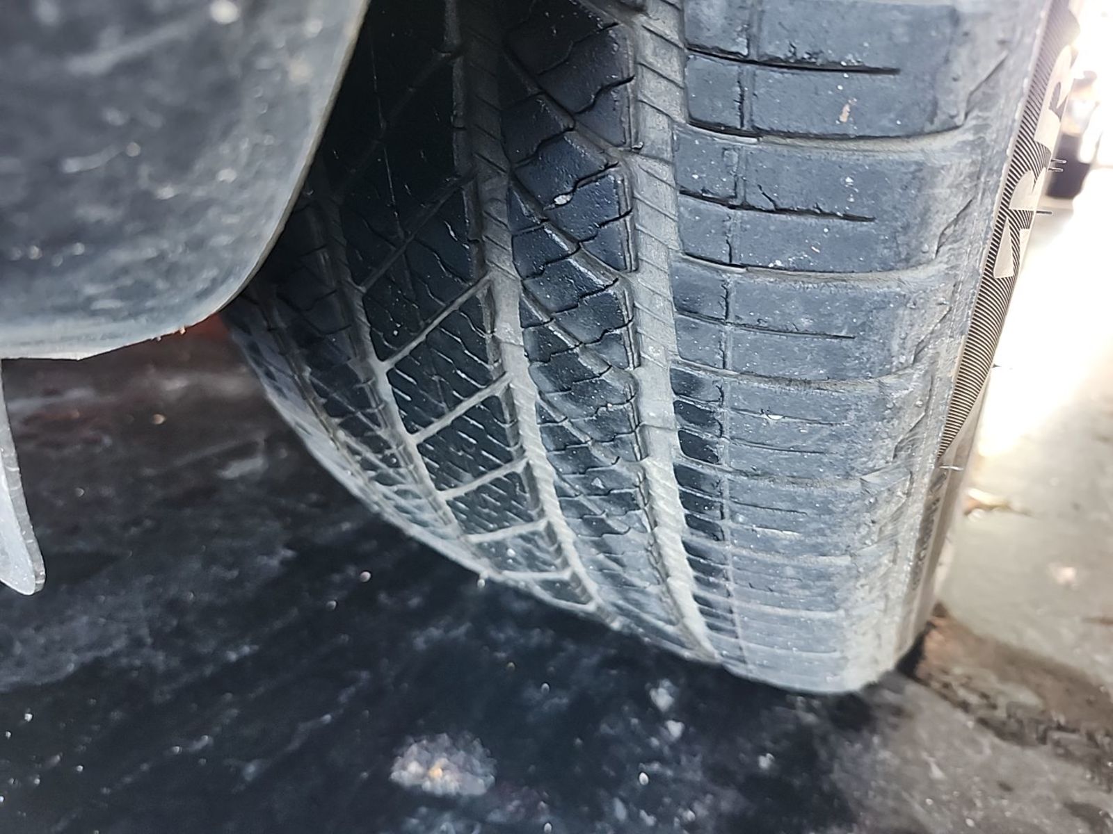 2023 BMW X5  sDrive40i RWD