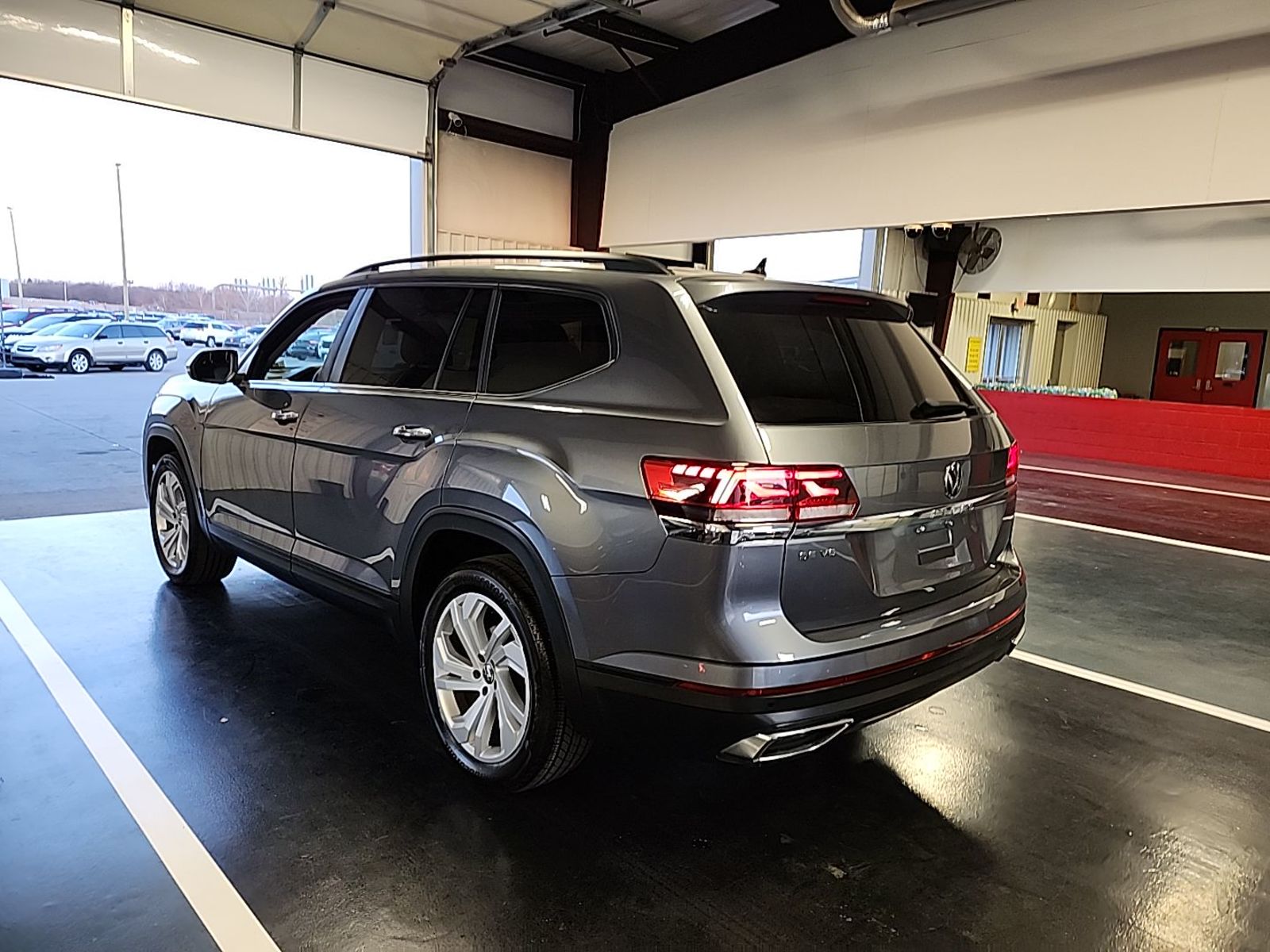 2021 Volkswagen Atlas   FWD