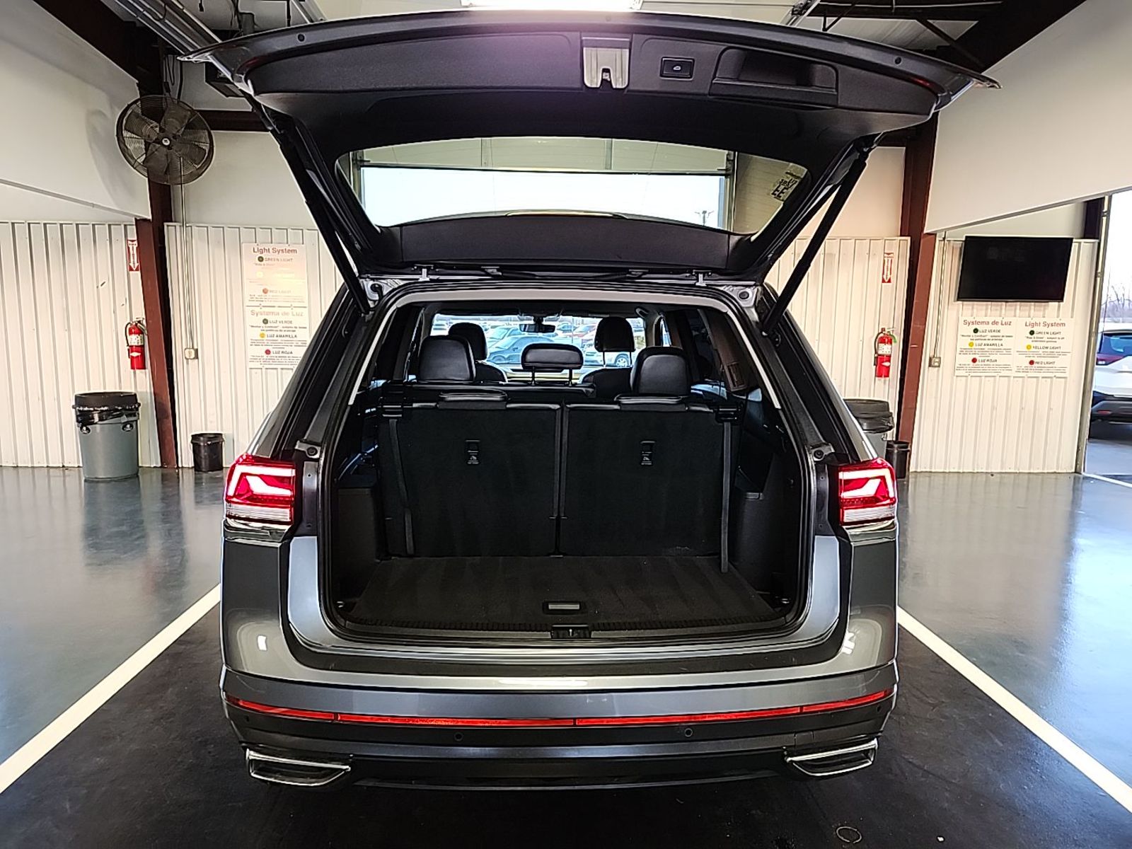 2021 Volkswagen Atlas   FWD