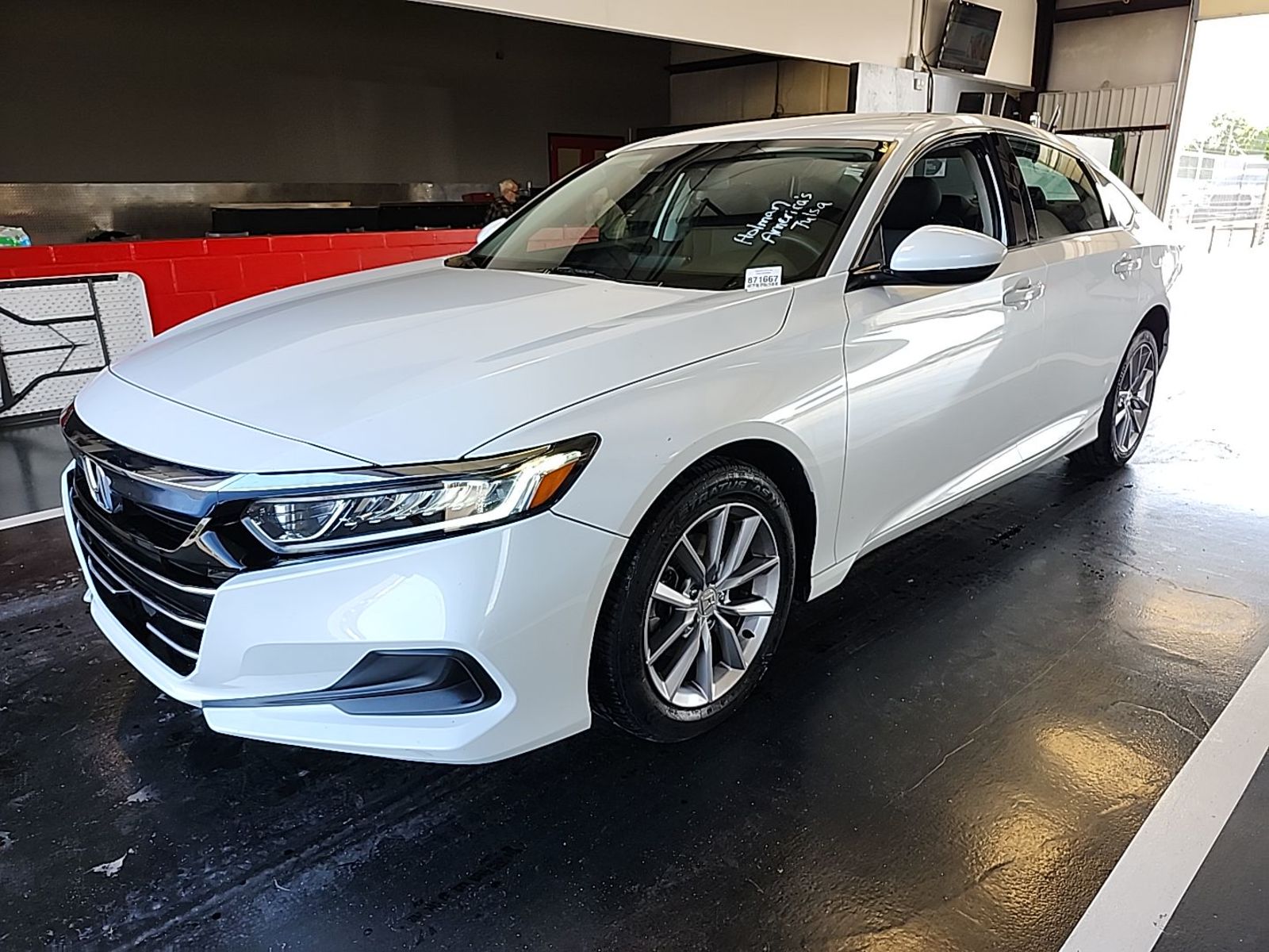 2021 Honda Accord Sedan   FWD