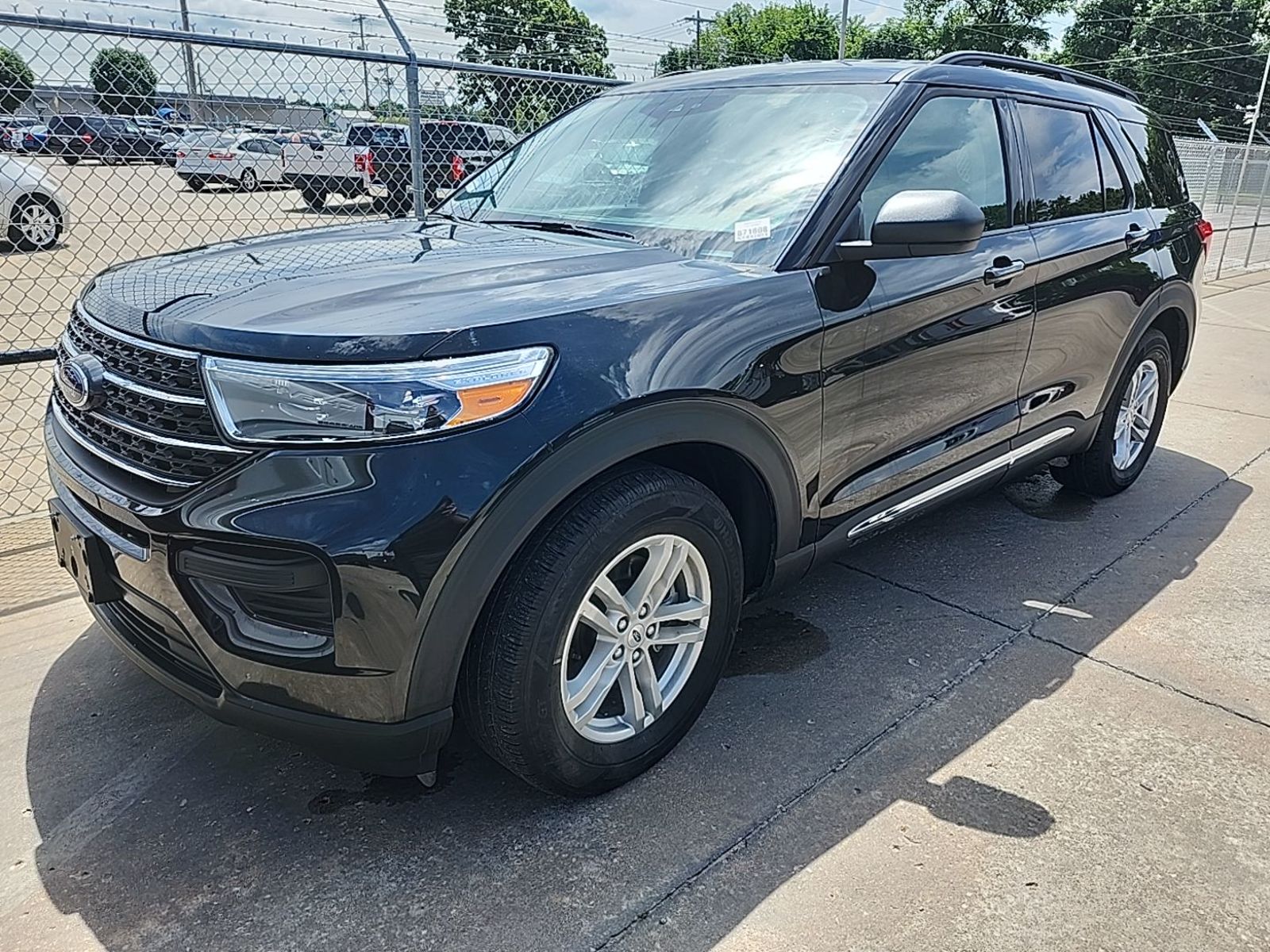 2023 Ford Explorer  XLT RWD